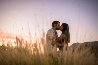 Keeping The Love Alive – Never Stop Dating Each Other